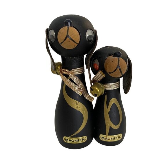 Vintage 1960s Black Wooden Dog Salt & Pepper Shakers – Side‑Magnetic – MCM - Picture 1 of 11